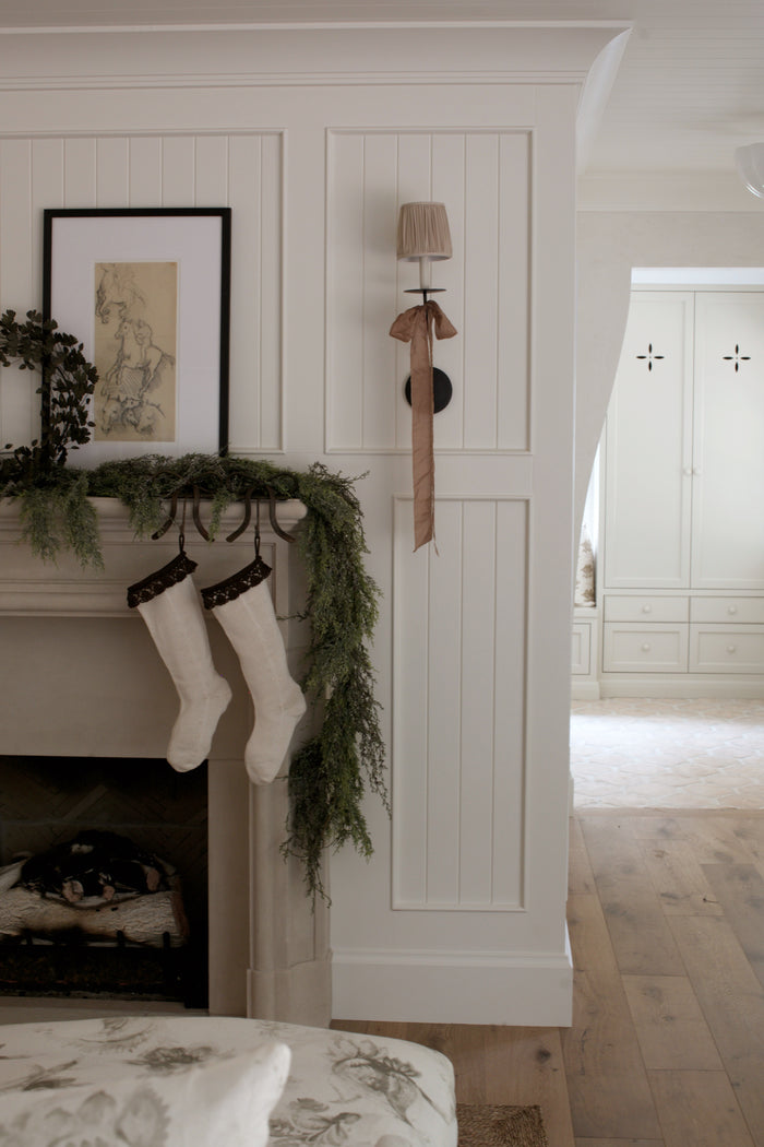 Vienna Stocking Holder