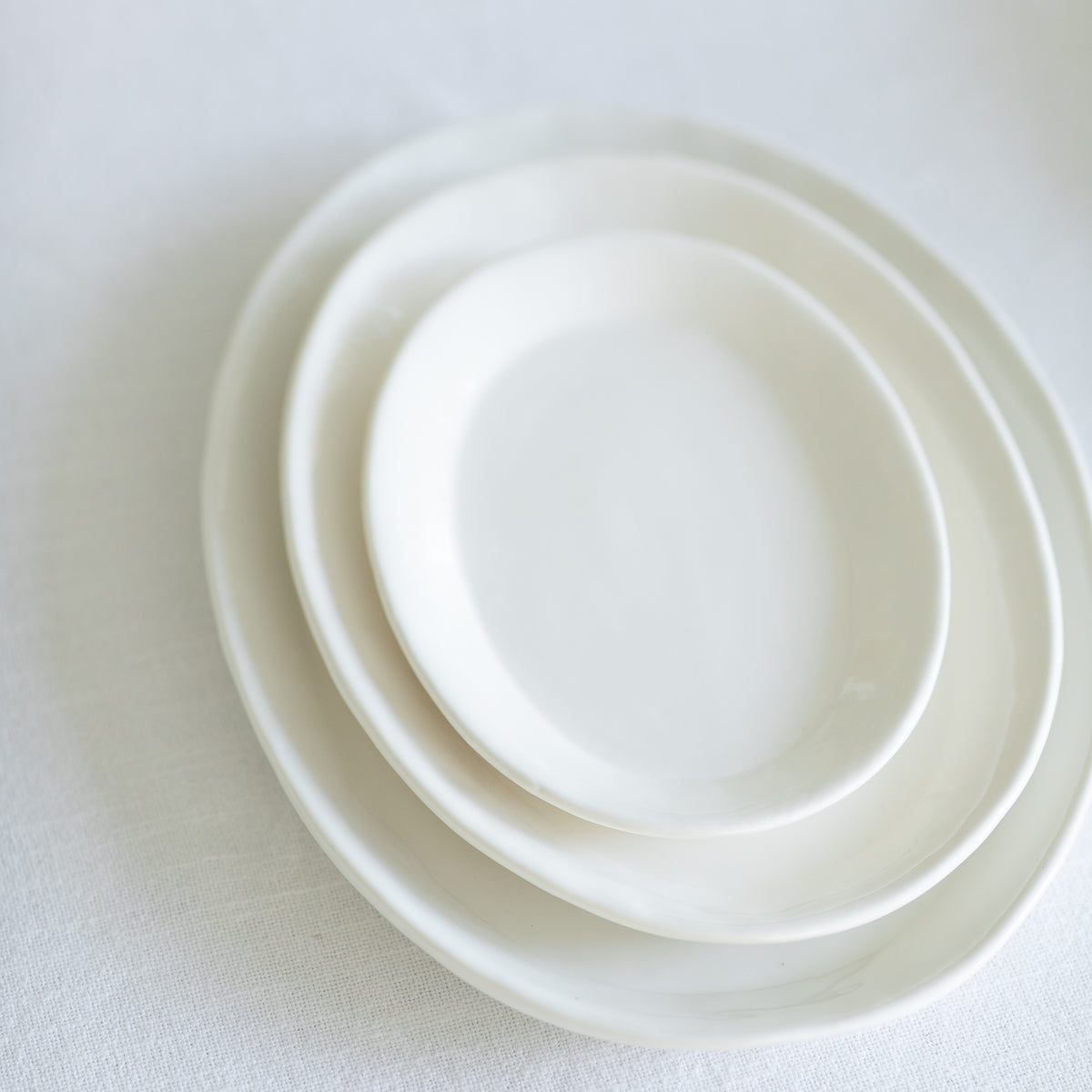 Pearl Stoneware Dish