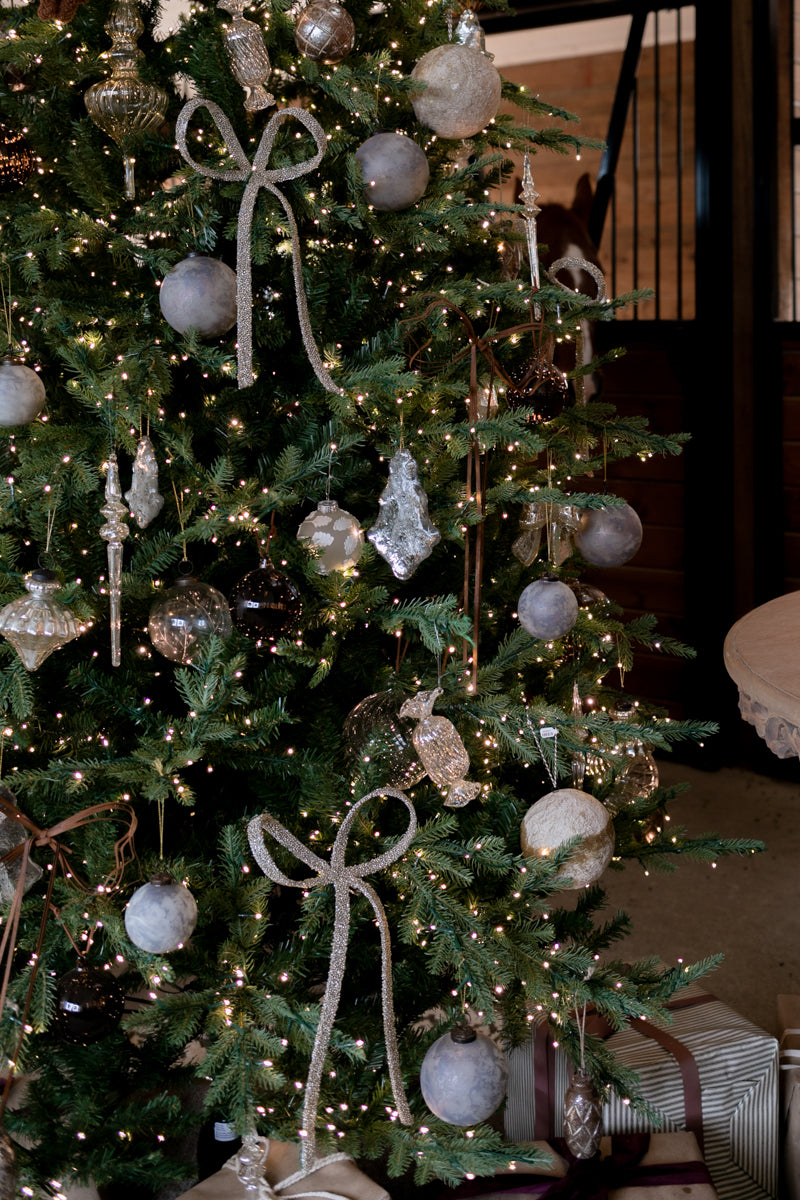 Manhattan Beaded Bow