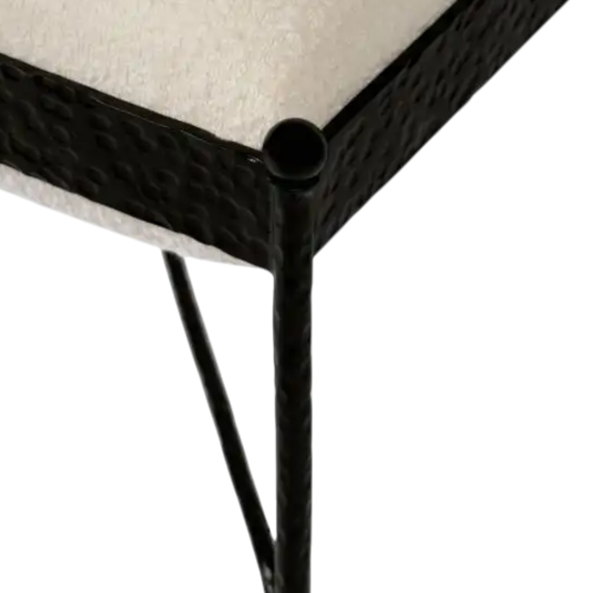 Agne Stool