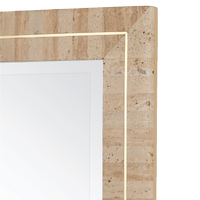 Dezi Mirror