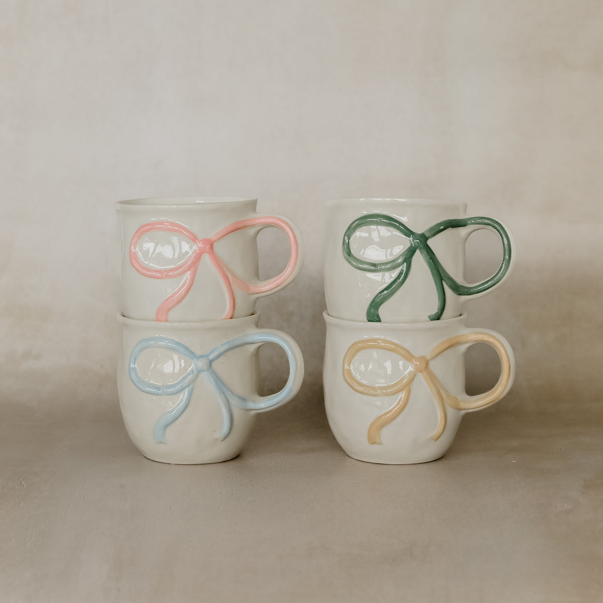 Holiday Ribbon Mugs